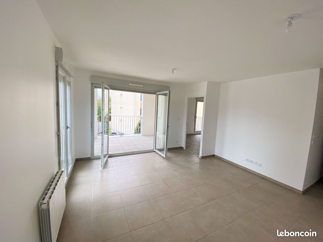 Appartement a louer villefranche-sur-saone - 2 pièce(s) - 43 m2 - Surfyn