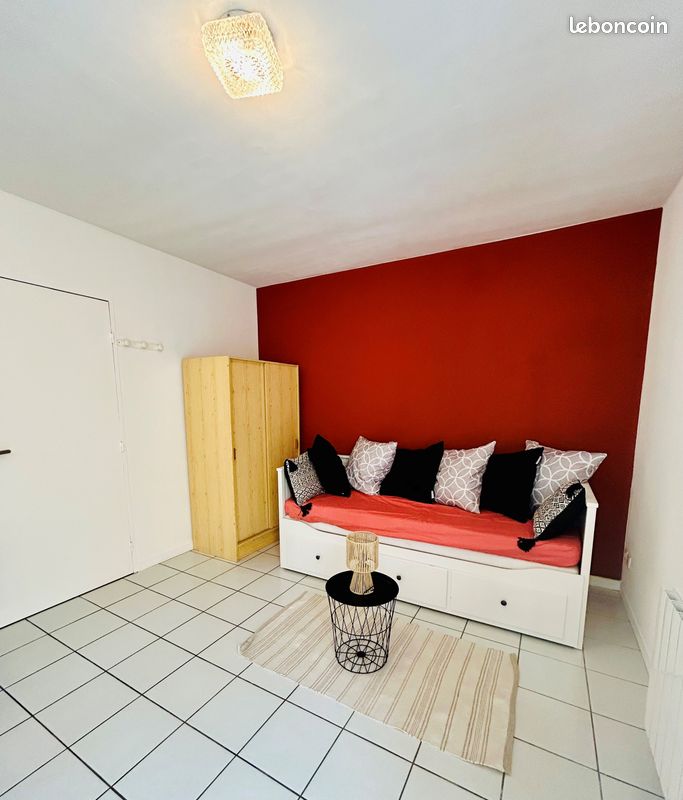 Appartement 1 pièce 18 m² · à Aubière · 18 m² · 390 €
