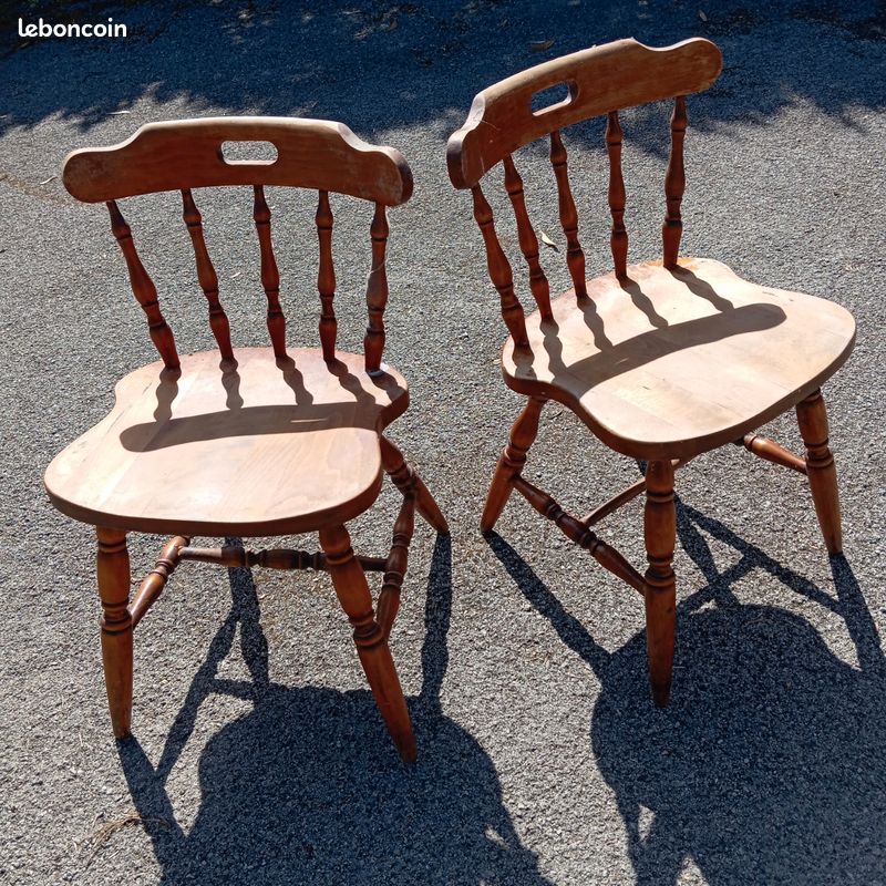 Lot 2 chaises bois vintage (image 1)