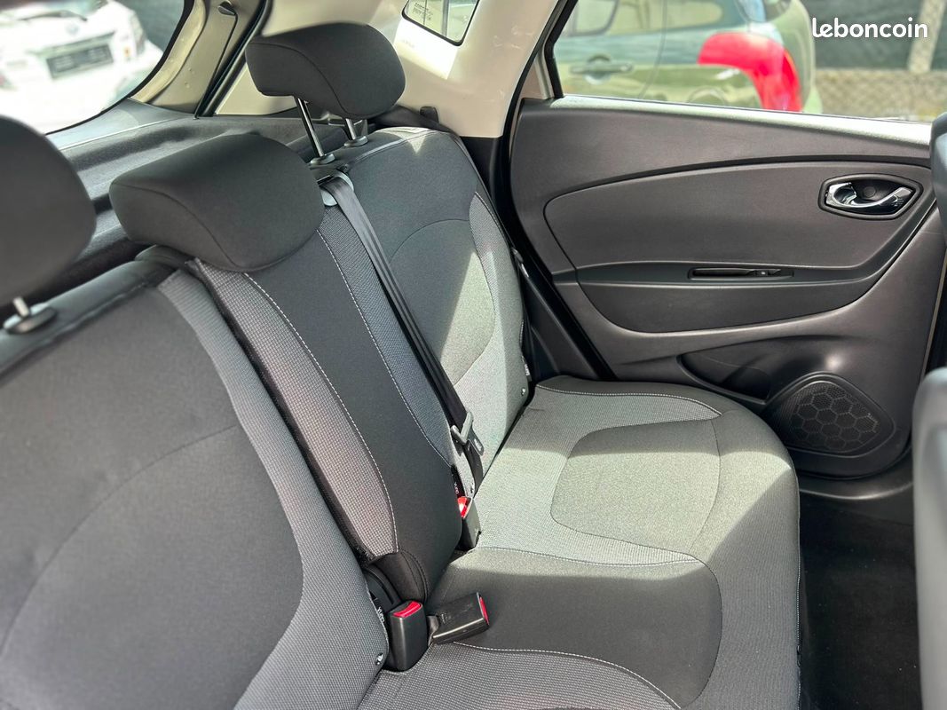 Renault CAPTUR Intens (image 20)