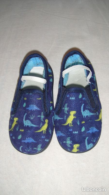 Chaussons pointure 23 (image 2)