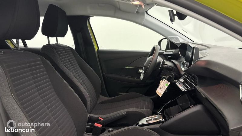 Peugeot 208 1.2 Hybrid 100ch Active e-DCS6 (image 15)