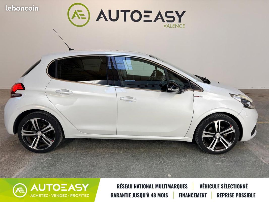 Peugeot 208 GT LINE 110cv / DISTRIB FAITE / 1ER MAIN / FULL ENTRETIEN (image 18)