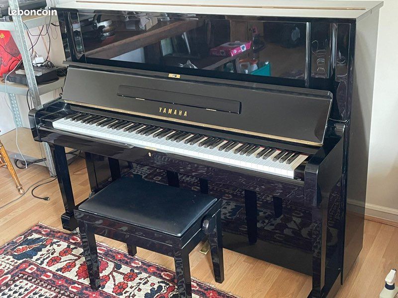 Yamaha YUS - Piano droit japonais haut de gamme - Excellent état (image 1)