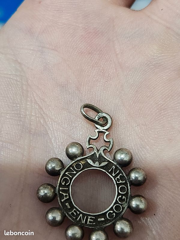 Pendentif Argent Pays Basque Ancien - Bijou Régional En Argent Massif 850/1000