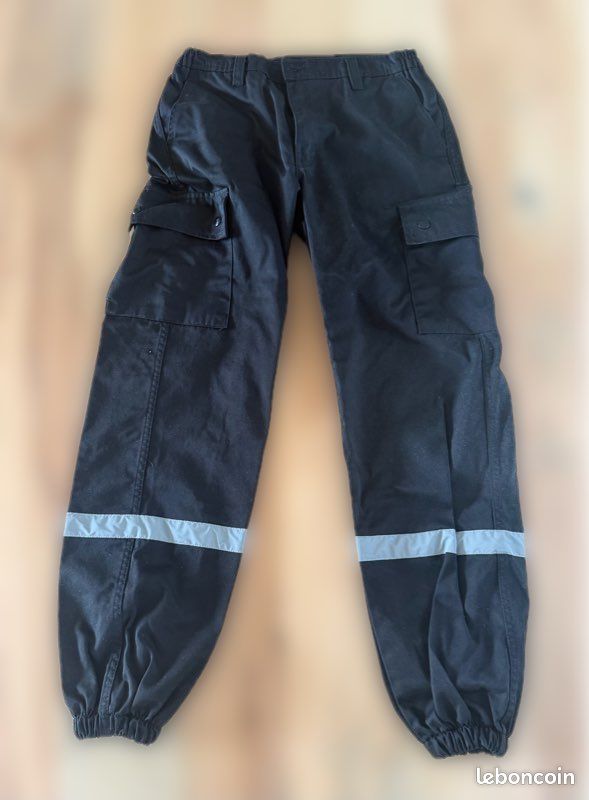 SSIAP Pantalon Neuf Taille 42 (image 1)