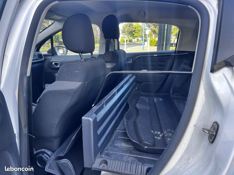 Citroen C3 STE 1.2 PURETECH 83CH S&S FEEL (image 7)