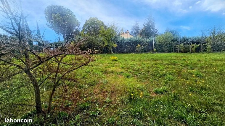 Terrain 836 m² Nans-les-Pins