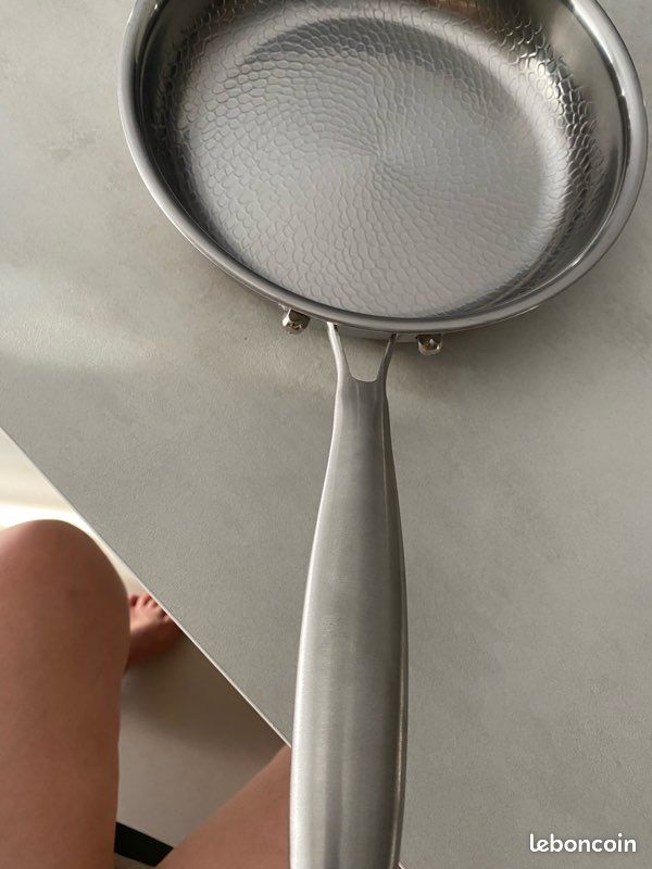 Poêle Inox chromée (image 3)