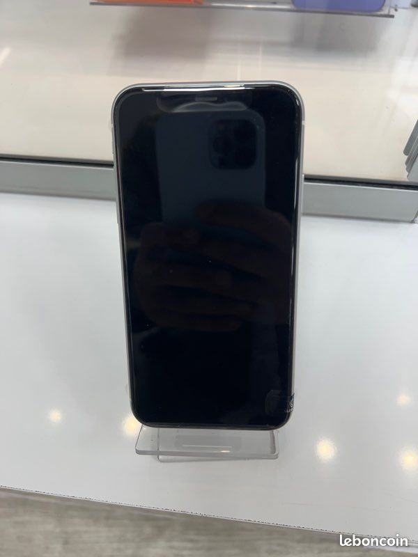 IPhone XR (image 1)