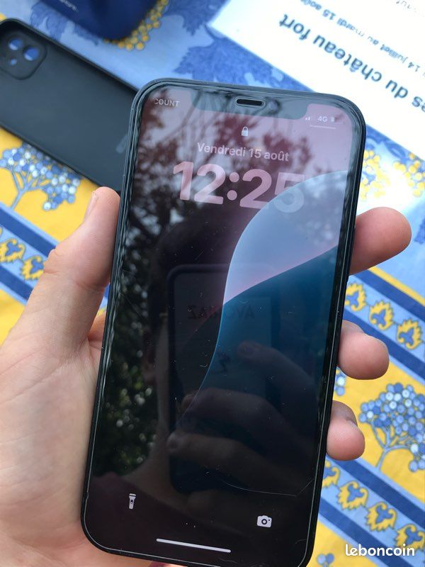 IPhone 12 128go (image 4)