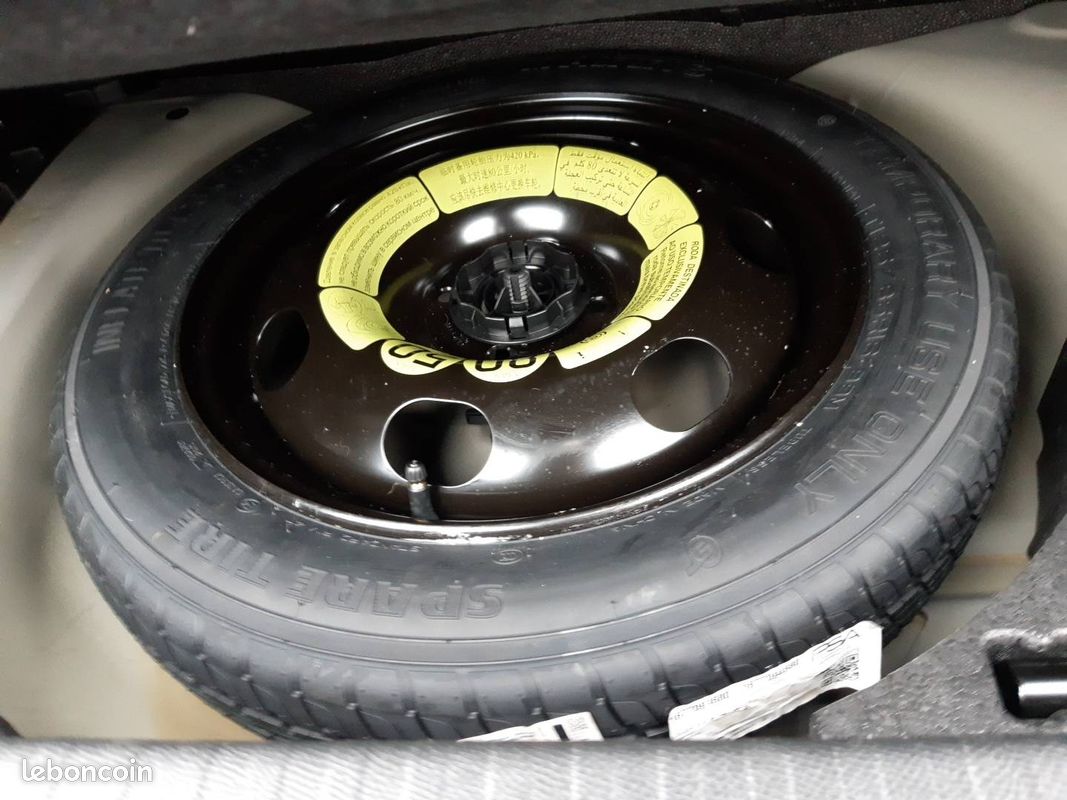 CITROEN C4 BlueHDi 130 EAT8 Max (image 9)