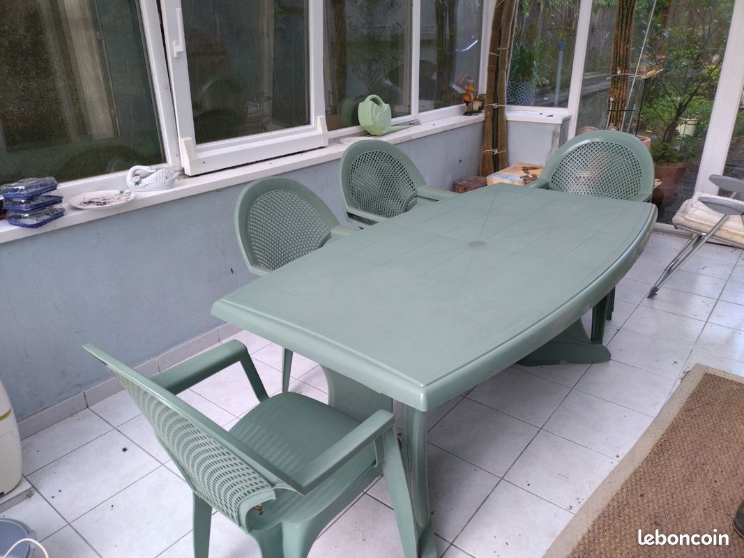 Salon de jardin (image 1)