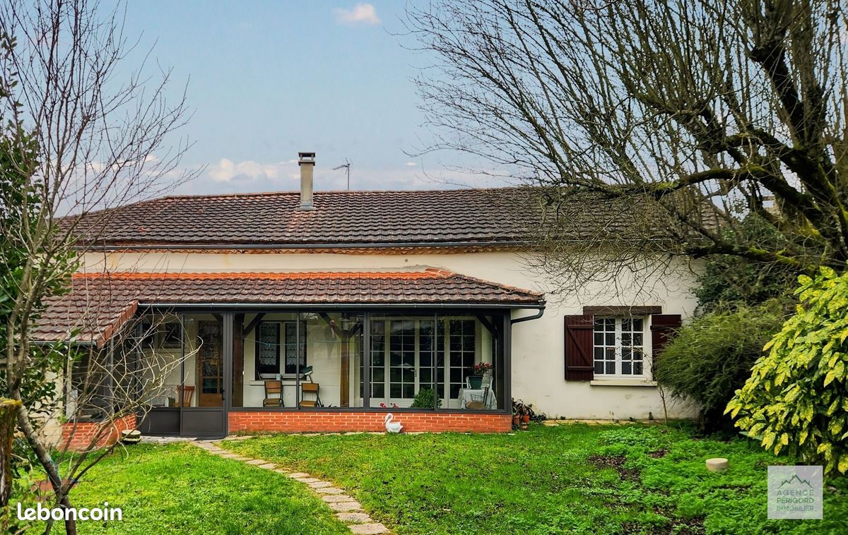Maison 6 pièces 129 m² · à Saint-Astier · 129 m² · 128 400 €