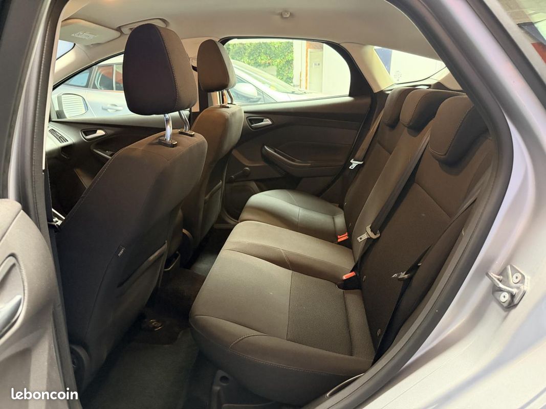 Ford focus 1.0 scti ecoboost 100 titanium start-stop (image 9)