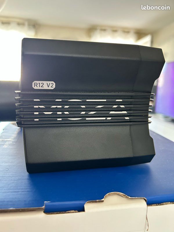 Bundle r12 (image 3)