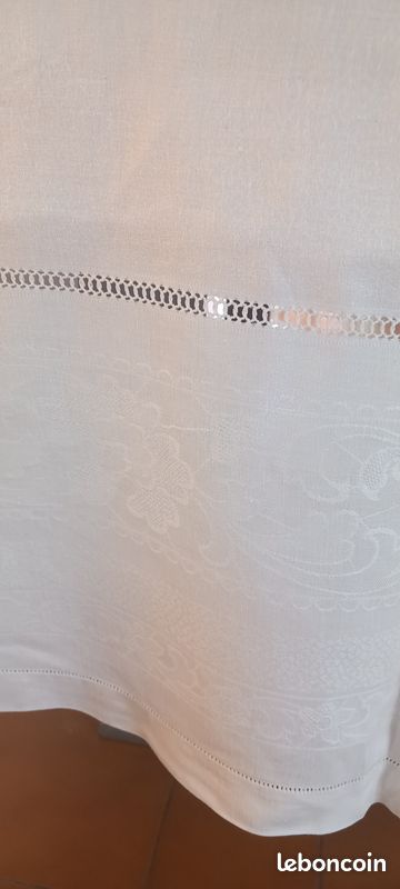 Nappe ancienne avec monogramme - Linge de maison
