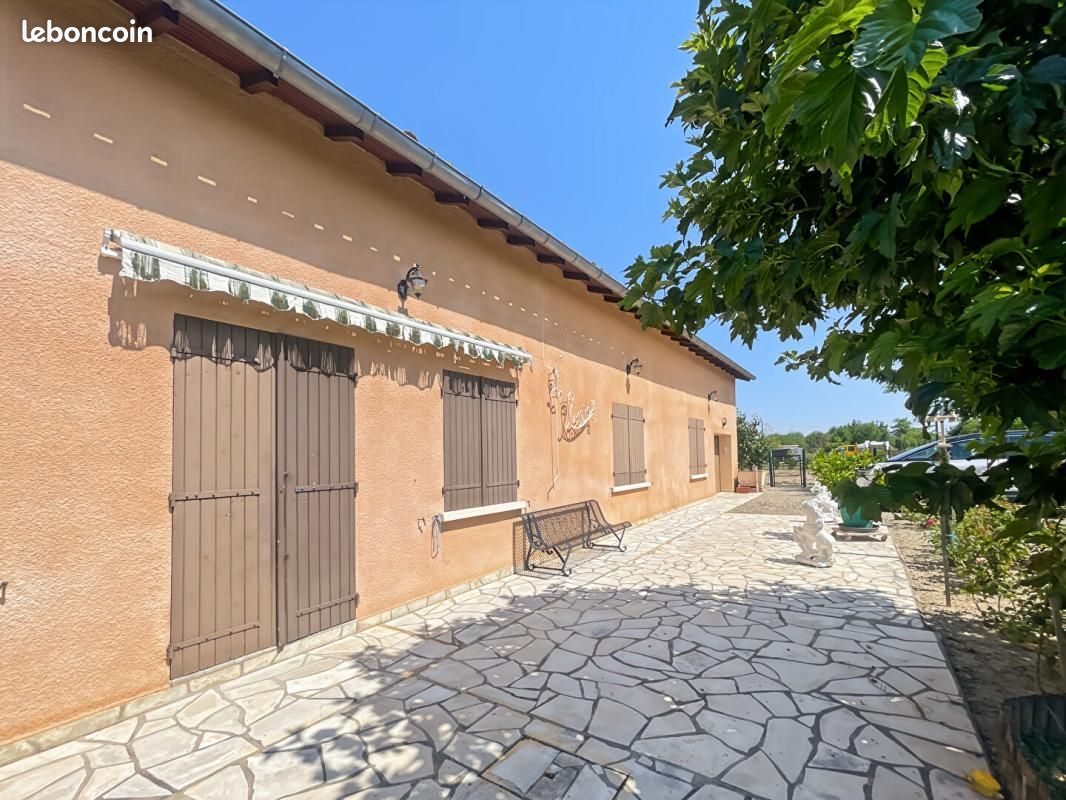 Maison 4 pièces 121 m² · à Castelsarrasin · 121 m² · 129 000 €