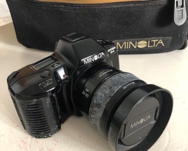 Appareil Photo Minolta Dinax 2xi Argenté – Avec Objectif Vivitar Et Flash, Non Testé (Pour Pièces)