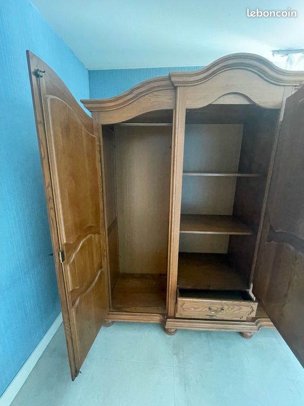 Meuble en bois (image 2)