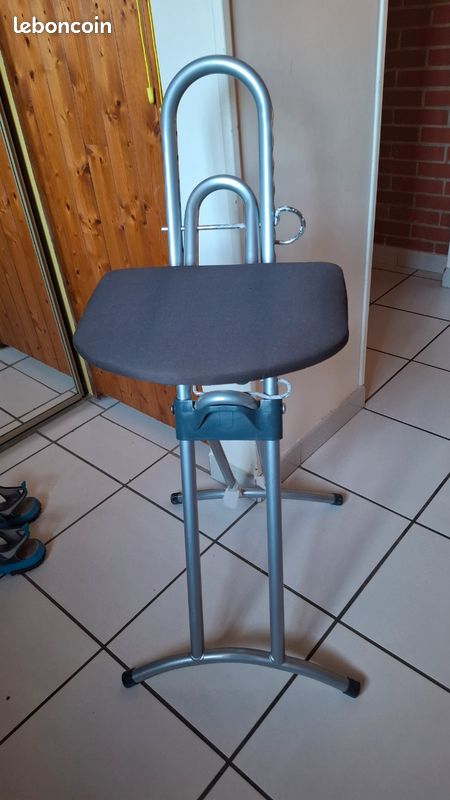 Tabouret de repassage pliable et réglable en hauteur (image 2)