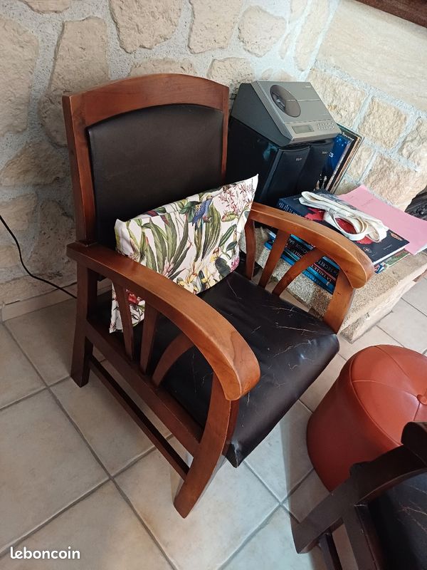 Fauteuils en bois et cuir (image 4)