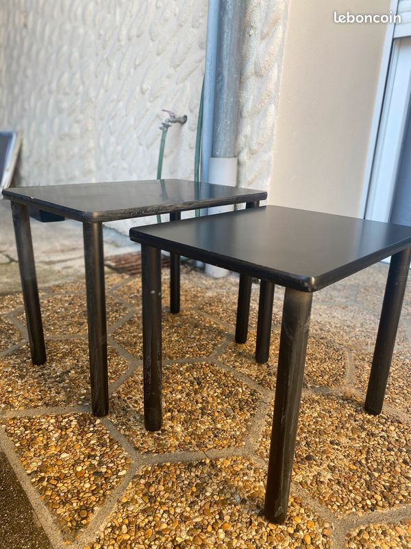 Petites tables noires (image 1)
