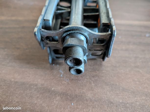 Paire Pédales Vélo Ancien Vintage Lyotard 136 R – Acier Fabriqué France
