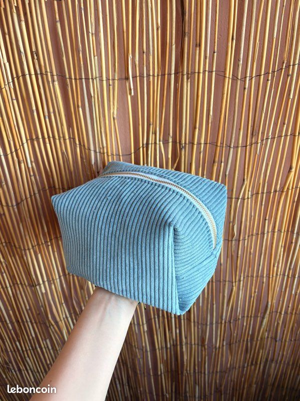 Trousse de toilette (image 1)