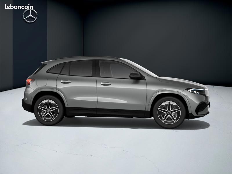 Mercedes EQA 250+ AMG Line (image 17)