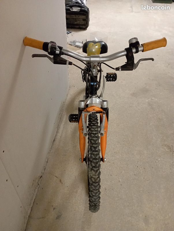 Vélo enfant (image 2)