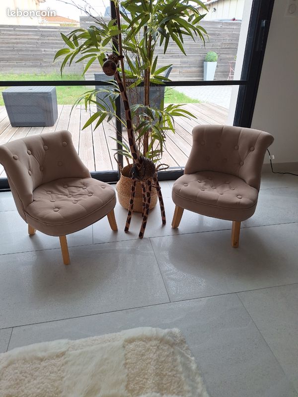 Petits Fauteuils marron pour enfants (image 1)