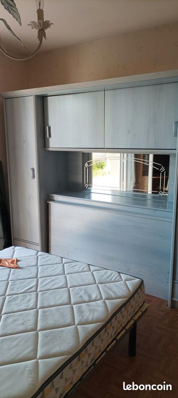 Armoire de tête de lit (image 3)