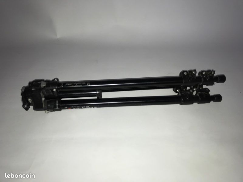 Trépied Manfrotto 055B avec rotule Gitzo R.3+ (image 1)