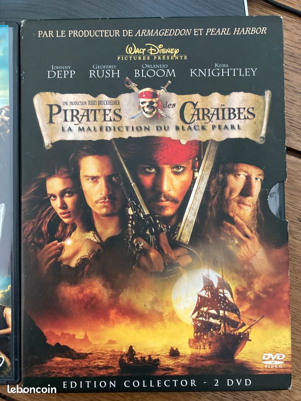 3 DVD Pirates des Caraibes (5 dvd en tout avec bonus) fontaine de jouvence - secret du coffre maudit - malediction du Black pearl (image 2)