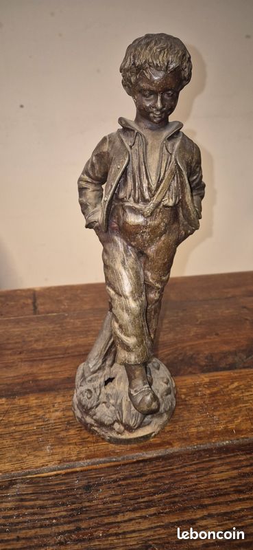 Sculpture Ancienne en Régule – Le Gavroche – XIXe/XXe (image 1)