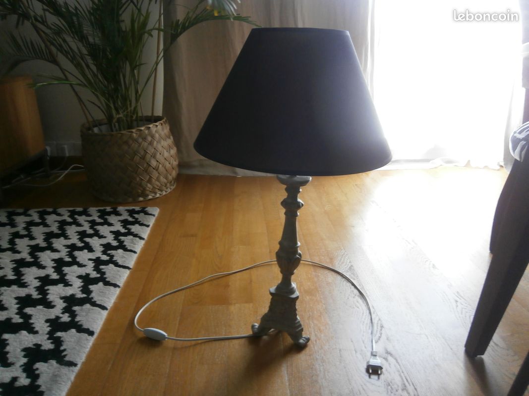 Lampe à poser taupe et noire (image 5)