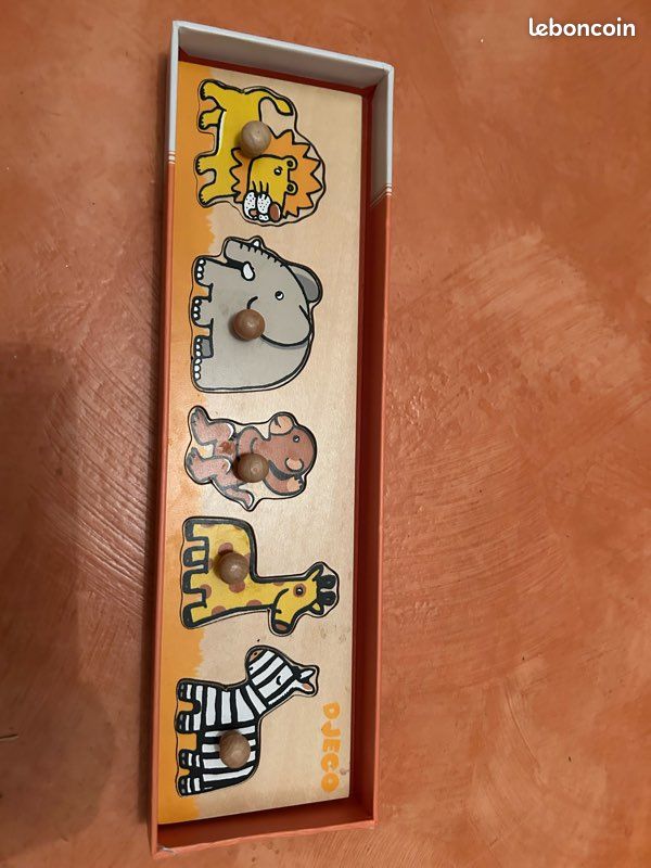 Puzzle (image 1)