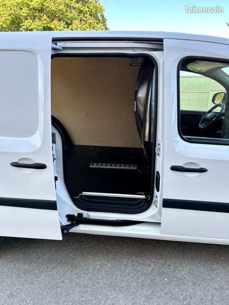 Renault KANGOO II EXPRESS MAXI 1.5 BLUE DCI 95CH GRAND VOLUME EXTRA R-LINK (image 19)