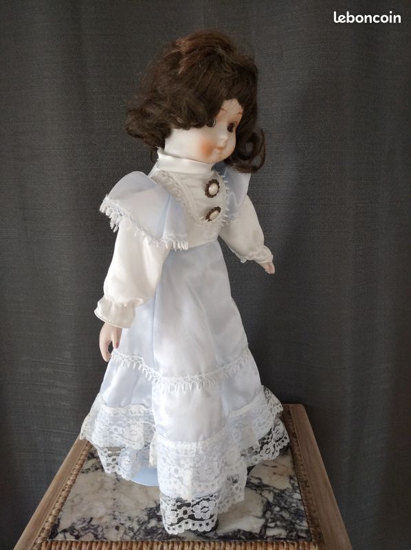 LOT Vêtements de poupée anciens, Coton blanc, Broderie anglaise (robe