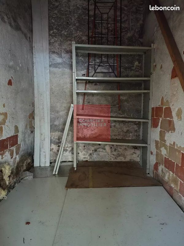 Parking 6 m² · à Houdan · 6 m² · 60 €/mois