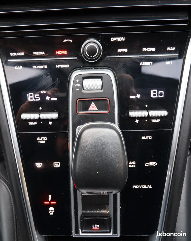 PORSCHE PANAMERA SPT TURISMO SPORT-TURISMO 2.9 E-HYBRID 462 CH 335 PHEV 17.9KWH 4 BVA + PACK CHRONo (image 23)