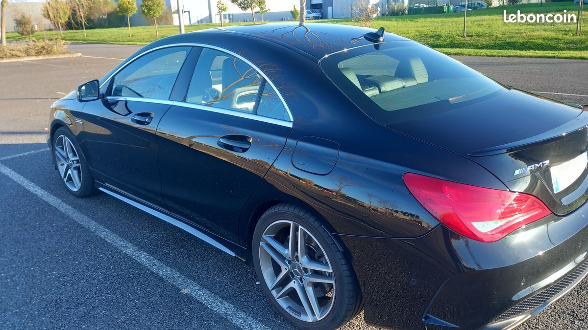 Mercedes CLA 45 AMG 381CH 4MATIC (image 2)