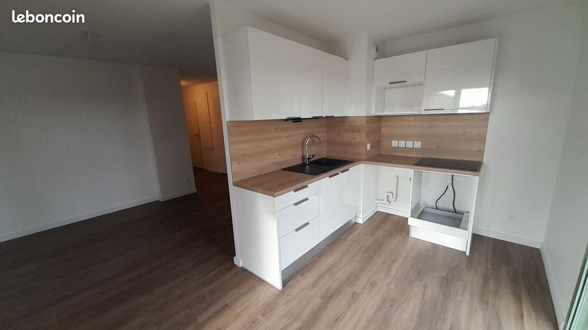 Appartement 3 pièces 63 m² · à Floirac · 63 m² · 886 €