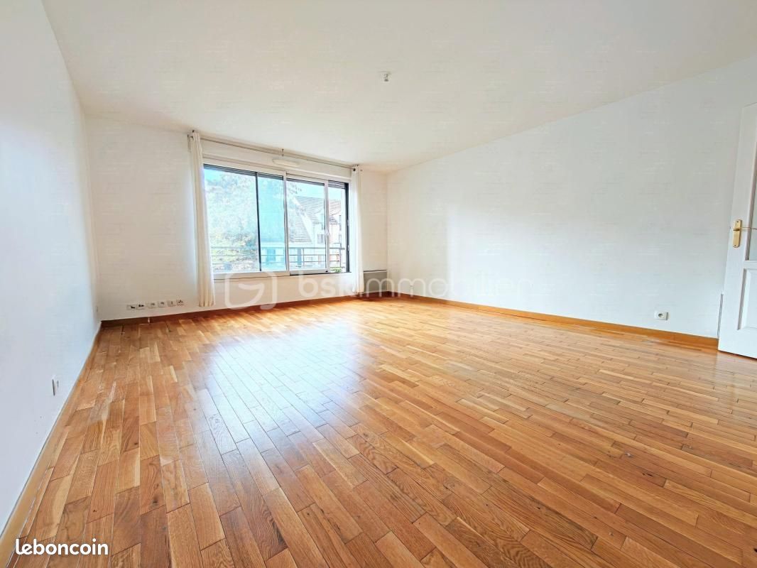 Appartement 3 pièces 71 m² · à Saint-Cyr-l'École · 71 m² · 336 000 €