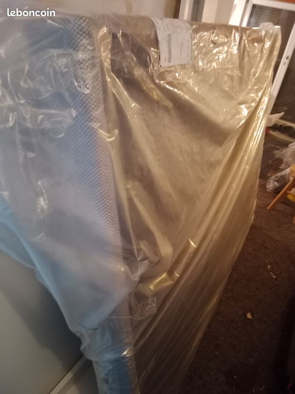 Vends sommier 140 par 190 neuf (image 3)