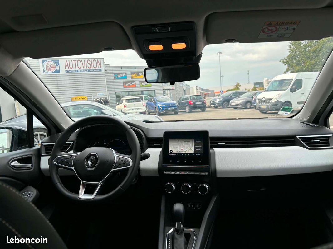 Renault clio v (2) 1.6 e-tech full hybrid 145 evolution (image 10)