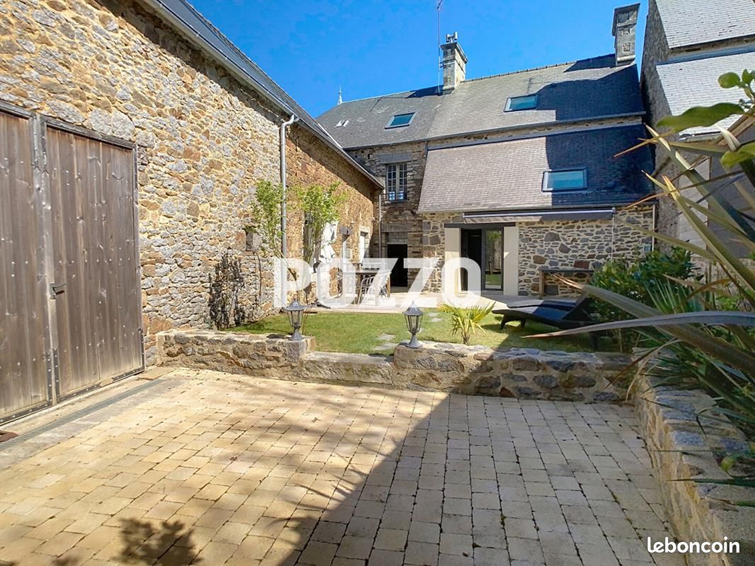 Maison 11 pièces 380 m² · à Vieux-Viel · 380 m² · 393 500 €