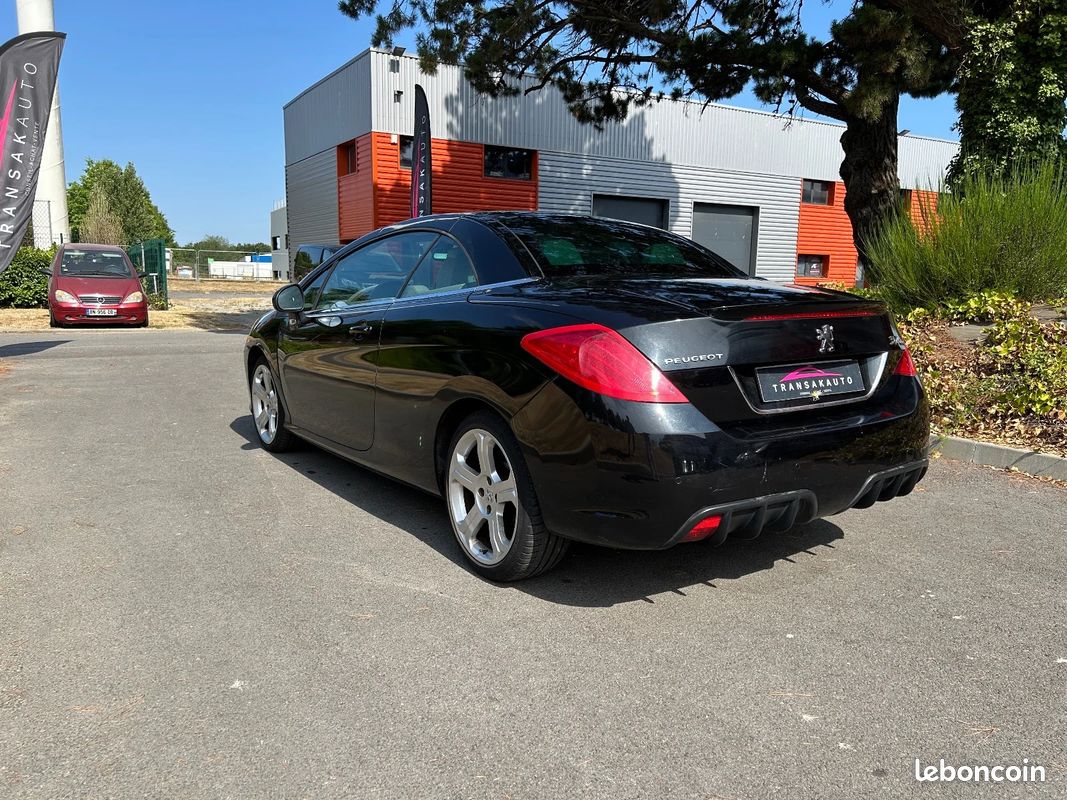 PEUGEOT 308 CC 2.0 HDi 16V 140ch FAP Féline (image 6)