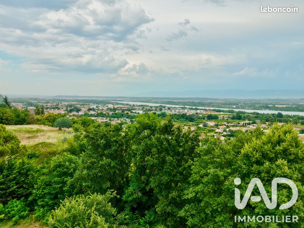 Terrain 1480 m² · à Saint-Georges-les-Bains · 1 480 m² · 189 000 €